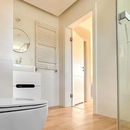 Apartman Awesome In With Swimming Pool